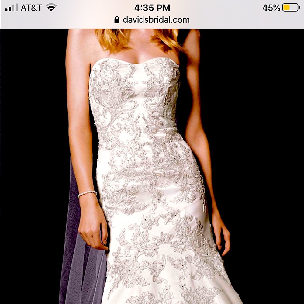 Wedding dress